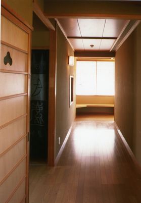 静かな廊下