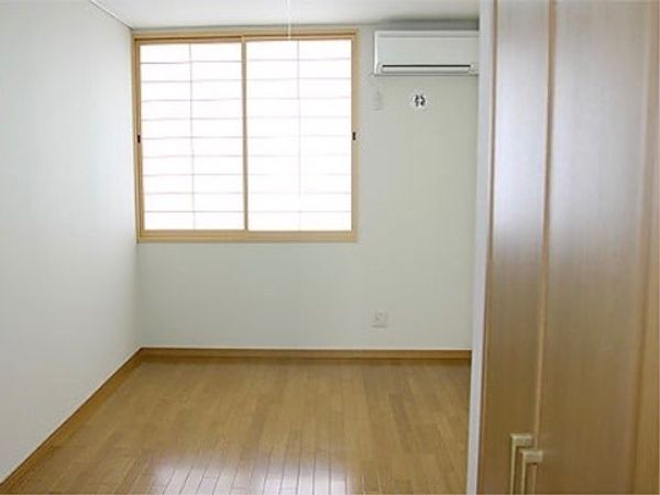 明るい和風の空間