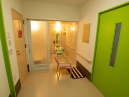 廊下の綺麗なシーン