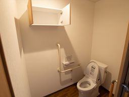 バリアフリートイレの内装