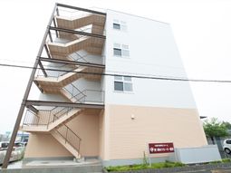 清潔感のある建物外観