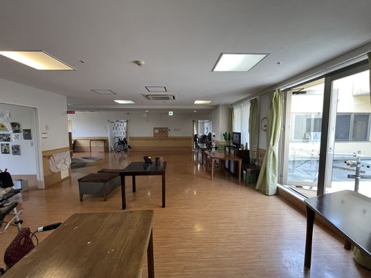 広々とした休憩室