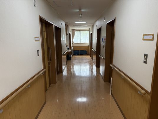 清潔な廊下