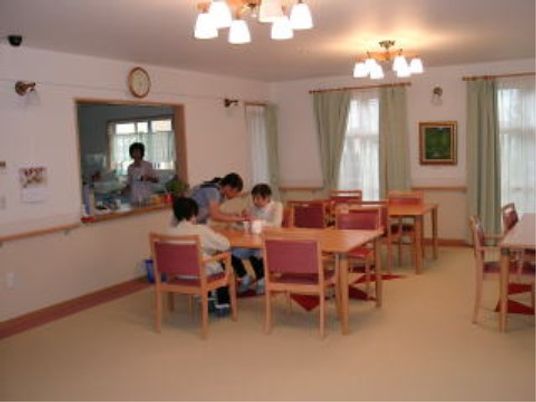 和やかな食堂の様子