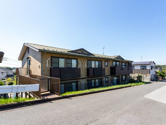 陽光差し込む建物