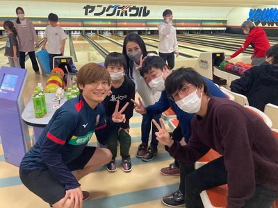 楽しそうなラウンジ