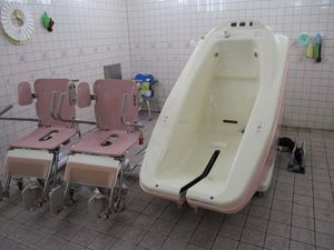 機能的な浴室