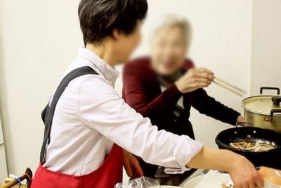 料理風景の室内