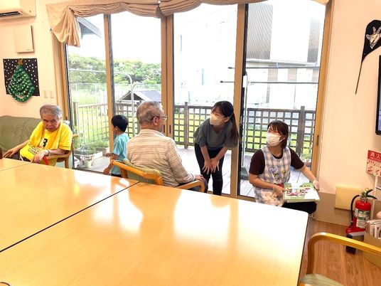 自然光あふれる部屋