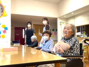 和やかな交流の様子