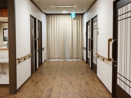 洗練された廊下