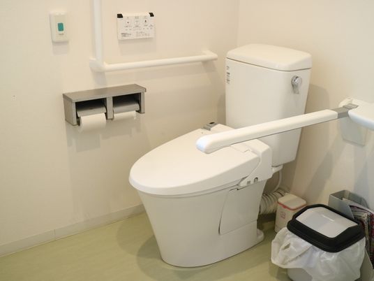 バリアフリーのトイレ設備