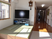 畳敷きのテレビ前  