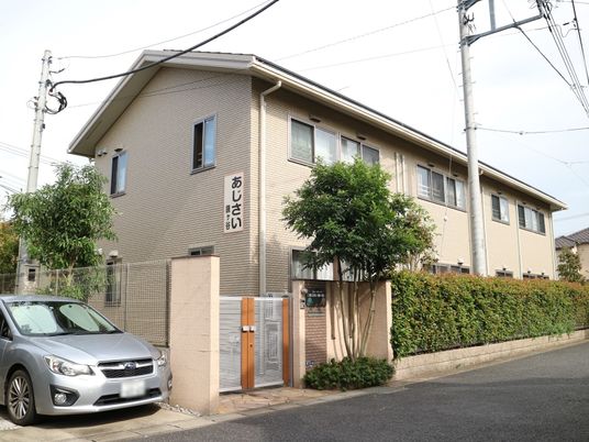 清潔感ある外観の建物