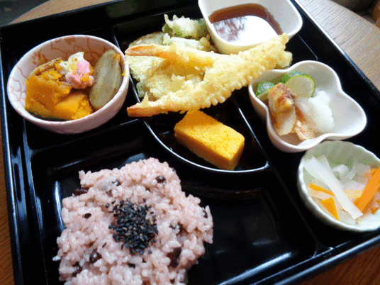 彩り豊かな和食膳