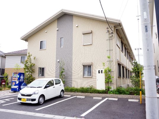 清潔感溢れる建物外観