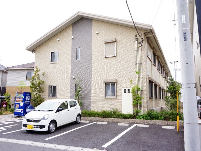 清潔感溢れる建物外観
