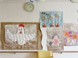 手作り壁飾りの掲示物