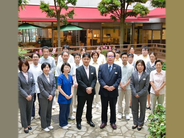 スタッフ集合の中庭