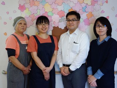 スタッフ集合写真