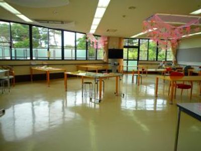 自然光あふれる多目的室