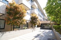 清潔なエントランス