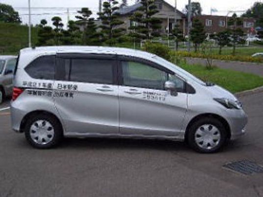送迎車の外観  