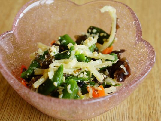 彩り鮮やかな和食サラダ