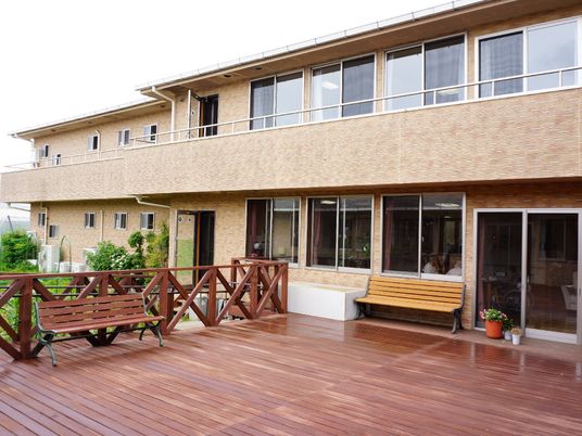 温かみのあるテラス空間