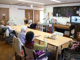 複数の利用者が集う共有スペース