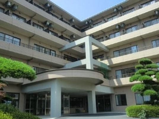 中庭に面した建物外観  