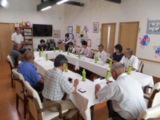 会議中の多目的室