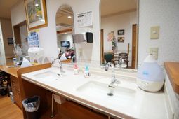 洗面所のクリーンな空間