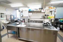 清潔なキッチンの様子