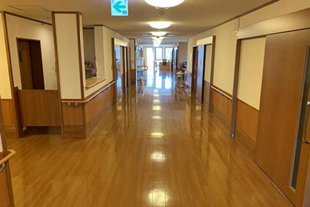 明るい廊下