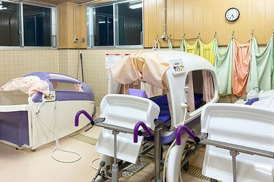 機能的な機械浴室