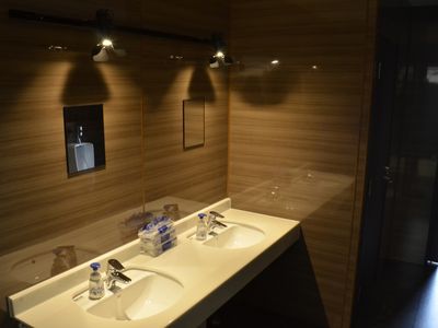 二基の洗面台がある場所