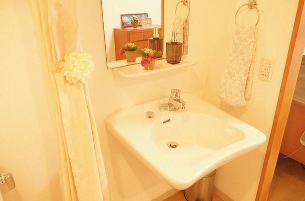 バリアフリーの浴室設備