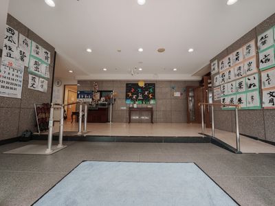 広々とした玄関ホール