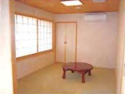 明るい和室の様子