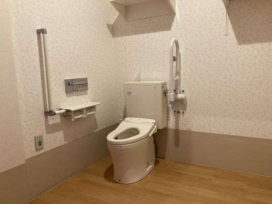 手すり付きの部屋