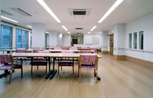 広々とした食堂