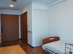 居室の木目調インテリア