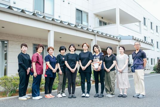 スタッフ集合写真