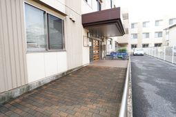 エントランスのある建物