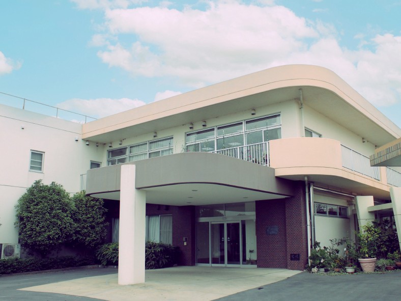 プレーゲ本埜短期入所生活介護事業所の外観