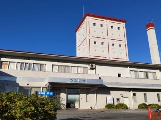 建物正面の外観  