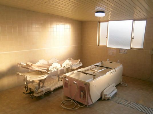 優しい光の浴室