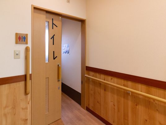  トイレへの案内表示  