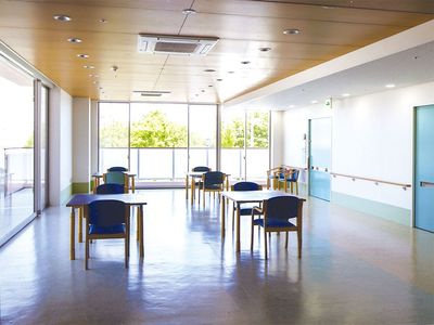 明るい空間の共用スペース